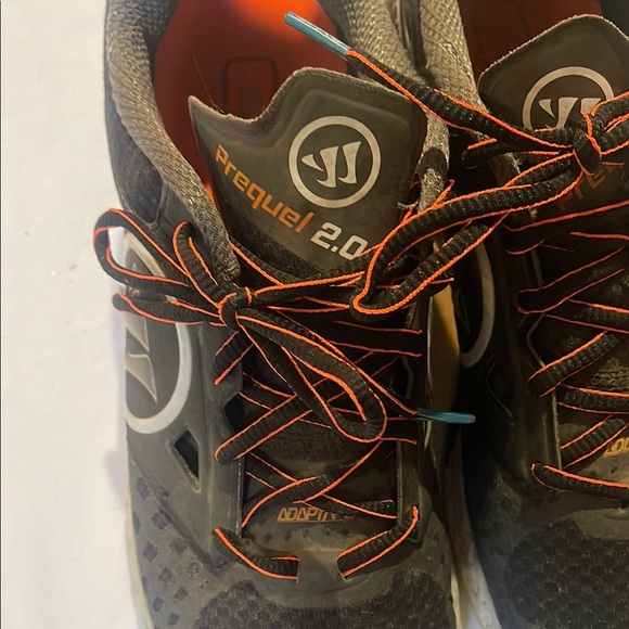 New Balance Black and Orange Trail Running Shoes - Picture 8 of 8